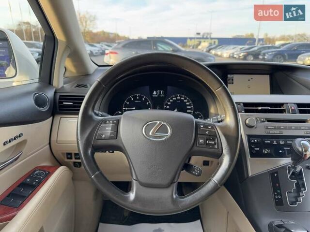 Лексус РХ 2009 в Днепре (Днепропетровске) на Automoto.ua Белый Лексус РХ, объемом двигателя 3.46 л и пробегом 210 тыс. км за 15500 $, фото 15 на Automoto.ua