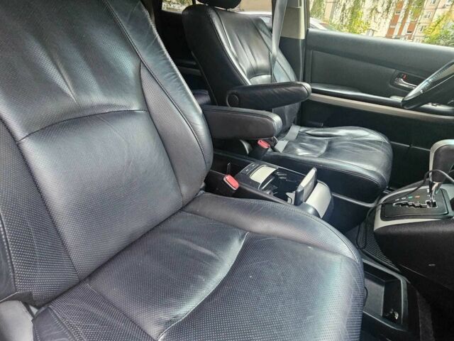 Белый Лексус РХ, объемом двигателя 3.3 л и пробегом 240 тыс. км за 7400 $, фото 1 на Automoto.ua