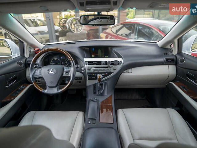 Білий Лексус РХ, об'ємом двигуна 3.46 л та пробігом 141 тис. км за 18900 $, фото 25 на Automoto.ua