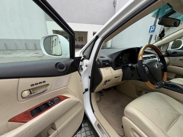 Білий Лексус РХ, об'ємом двигуна 3.5 л та пробігом 210 тис. км за 4400 $, фото 6 на Automoto.ua