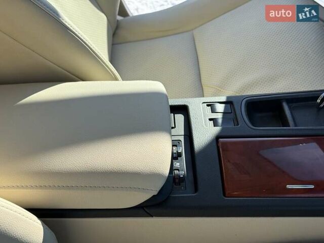 Білий Лексус РХ, об'ємом двигуна 3.46 л та пробігом 234 тис. км за 15999 $, фото 13 на Automoto.ua
