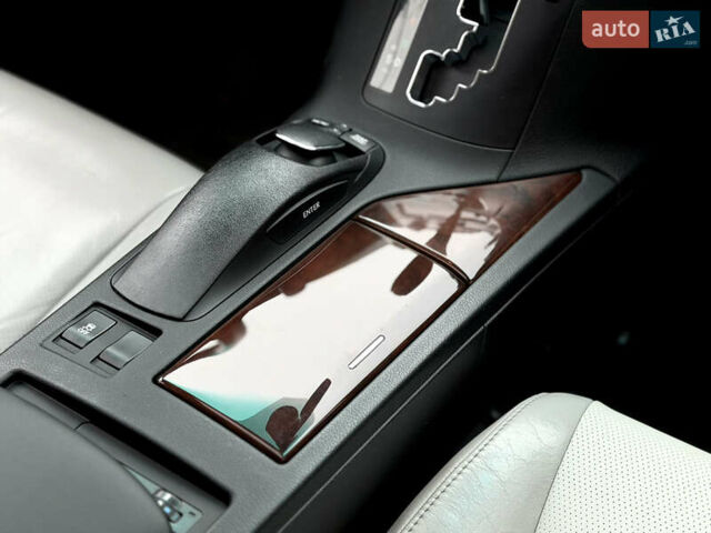 Белый Лексус РХ, объемом двигателя 3.46 л и пробегом 185 тыс. км за 15500 $, фото 22 на Automoto.ua