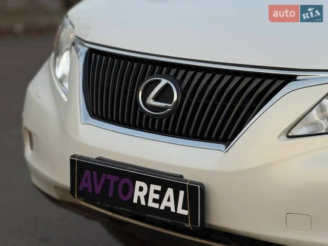Белый Лексус РХ, объемом двигателя 3.46 л и пробегом 240 тыс. км за 15800 $, фото 9 на Automoto.ua