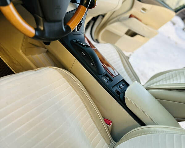 Белый Лексус РХ, объемом двигателя 3.5 л и пробегом 172 тыс. км за 15800 $, фото 89 на Automoto.ua