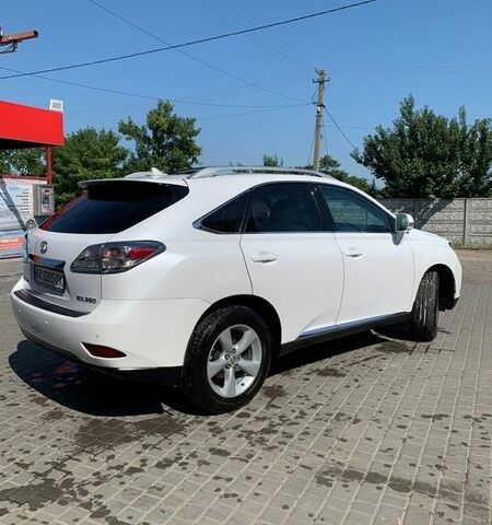Белый Лексус РХ, объемом двигателя 3.46 л и пробегом 200 тыс. км за 16100 $, фото 5 на Automoto.ua