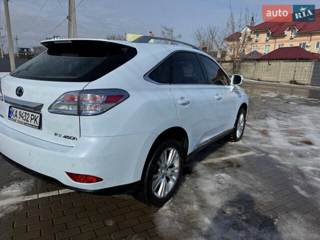 Белый Лексус РХ, объемом двигателя 3.46 л и пробегом 234 тыс. км за 18600 $, фото 6 на Automoto.ua