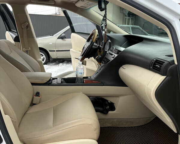 Белый Лексус РХ, объемом двигателя 3.46 л и пробегом 270 тыс. км за 16500 $, фото 19 на Automoto.ua