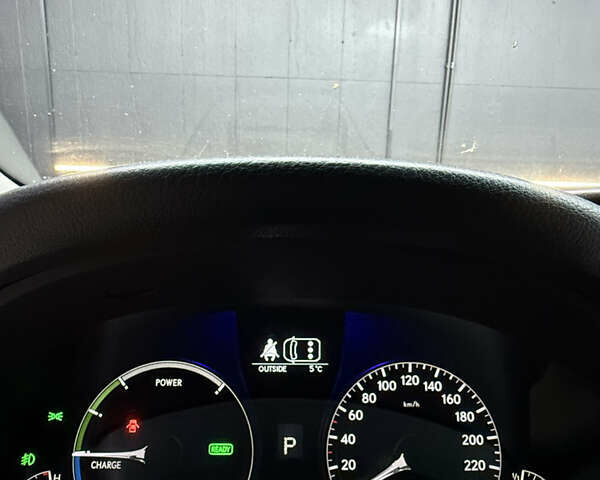 Белый Лексус РХ, объемом двигателя 3.46 л и пробегом 232 тыс. км за 17900 $, фото 15 на Automoto.ua