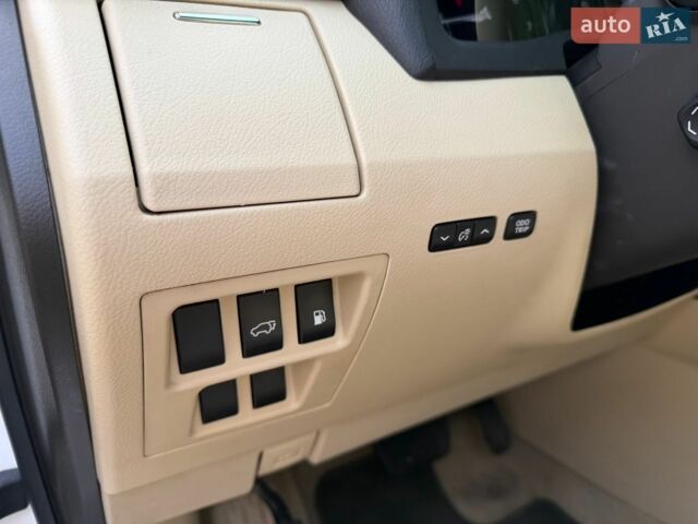 Білий Лексус РХ, об'ємом двигуна 3.5 л та пробігом 161 тис. км за 15700 $, фото 27 на Automoto.ua