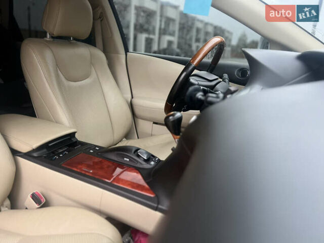 Белый Лексус РХ, объемом двигателя 3.46 л и пробегом 260 тыс. км за 15900 $, фото 15 на Automoto.ua