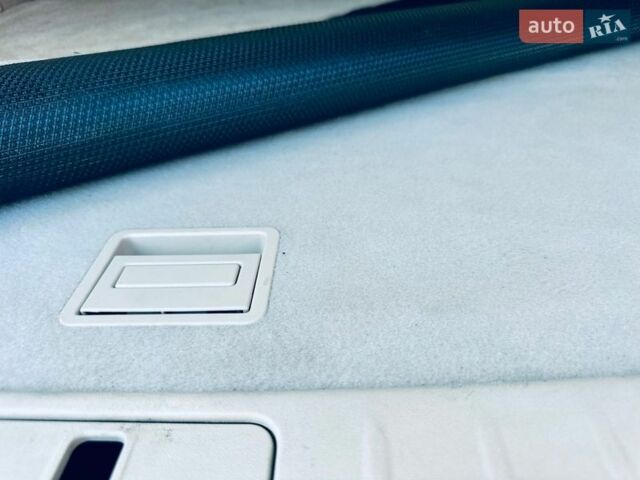 Белый Лексус РХ, объемом двигателя 3.46 л и пробегом 175 тыс. км за 15600 $, фото 95 на Automoto.ua