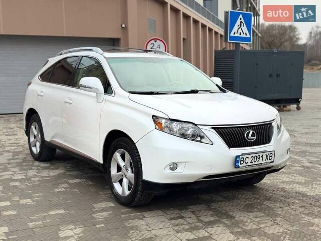 Белый Лексус РХ, объемом двигателя 3.46 л и пробегом 201 тыс. км за 14800 $, фото 1 на Automoto.ua