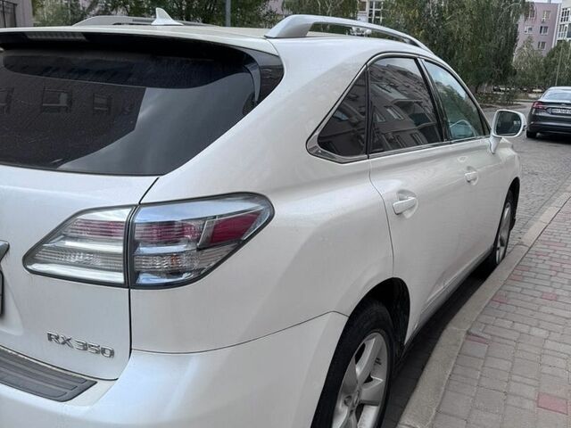 Белый Лексус РХ, объемом двигателя 3.5 л и пробегом 131 тыс. км за 15300 $, фото 6 на Automoto.ua