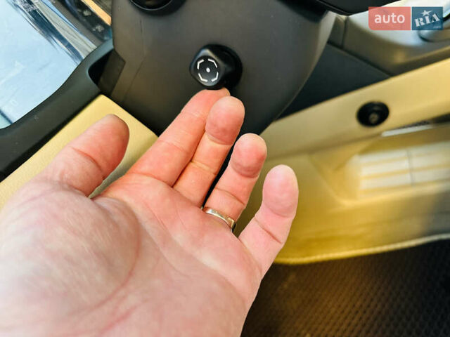 Белый Лексус РХ, объемом двигателя 3.5 л и пробегом 172 тыс. км за 15800 $, фото 78 на Automoto.ua