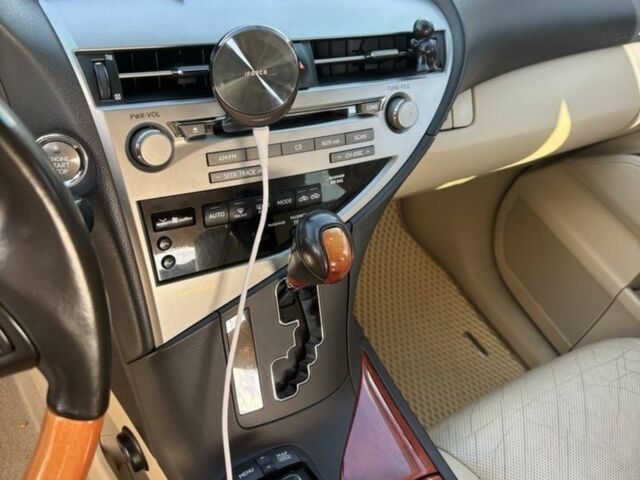 Білий Лексус РХ, об'ємом двигуна 3.5 л та пробігом 240 тис. км за 15199 $, фото 24 на Automoto.ua