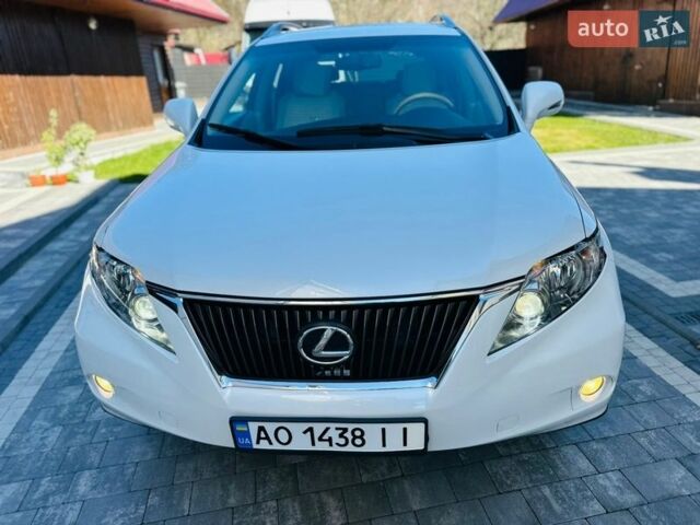 Белый Лексус РХ, объемом двигателя 3.46 л и пробегом 175 тыс. км за 15600 $, фото 1 на Automoto.ua