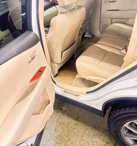 Білий Лексус РХ, об'ємом двигуна 3.5 л та пробігом 165 тис. км за 18200 $, фото 4 на Automoto.ua