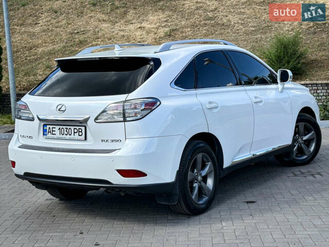 Белый Лексус РХ, объемом двигателя 3.46 л и пробегом 215 тыс. км за 17000 $, фото 3 на Automoto.ua