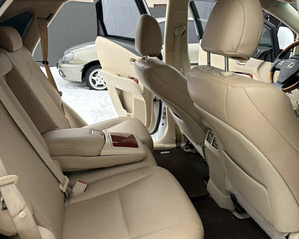 Белый Лексус РХ, объемом двигателя 3.46 л и пробегом 270 тыс. км за 16500 $, фото 17 на Automoto.ua