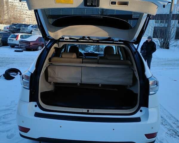 Білий Лексус РХ, об'ємом двигуна 3.46 л та пробігом 145 тис. км за 17900 $, фото 8 на Automoto.ua