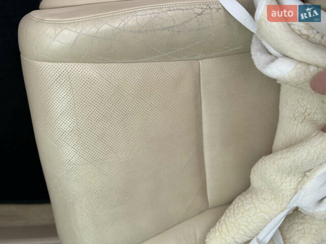 Білий Лексус РХ, об'ємом двигуна 3.46 л та пробігом 154 тис. км за 18900 $, фото 27 на Automoto.ua