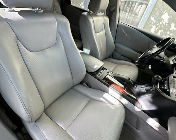 Белый Лексус РХ, объемом двигателя 3.46 л и пробегом 207 тыс. км за 19400 $, фото 32 на Automoto.ua