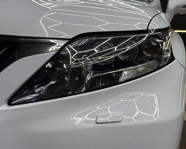 Белый Лексус РХ, объемом двигателя 3.46 л и пробегом 232 тыс. км за 17900 $, фото 4 на Automoto.ua