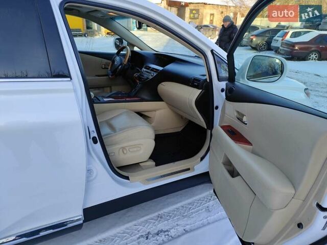 Білий Лексус РХ, об'ємом двигуна 3.46 л та пробігом 145 тис. км за 17900 $, фото 10 на Automoto.ua