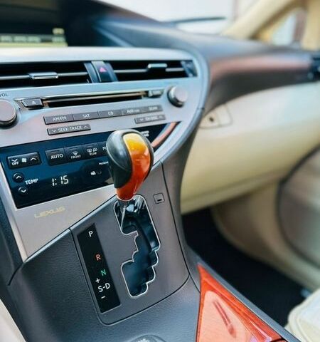 Белый Лексус РХ, объемом двигателя 3.46 л и пробегом 175 тыс. км за 15600 $, фото 44 на Automoto.ua