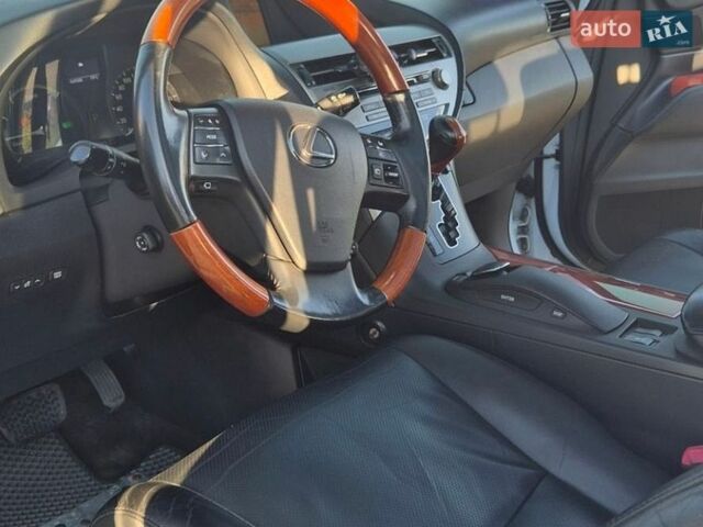 Белый Лексус РХ, объемом двигателя 3.46 л и пробегом 222 тыс. км за 19000 $, фото 34 на Automoto.ua