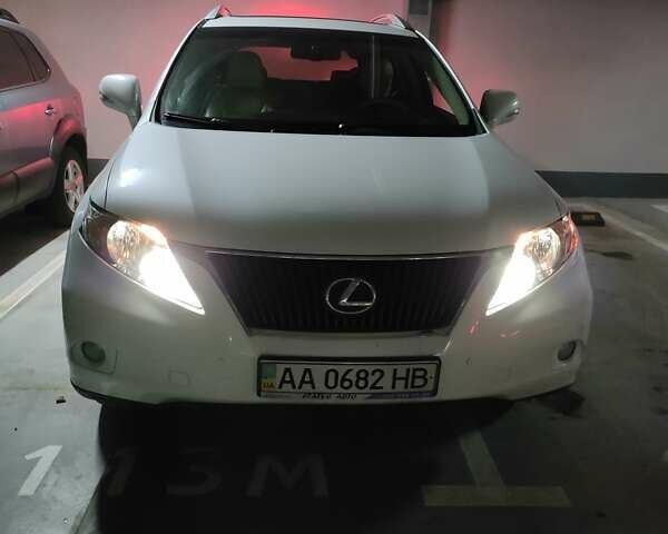 Білий Лексус РХ, об'ємом двигуна 3.46 л та пробігом 145 тис. км за 17900 $, фото 15 на Automoto.ua