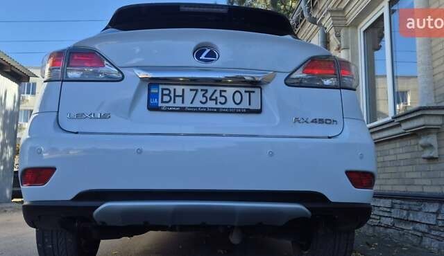 Лексус РХ 2010 в Одессе на Automoto.ua Белый Лексус РХ, объемом двигателя 3.46 л и пробегом 217 тыс. км за 23500 $, фото 44 на Automoto.ua