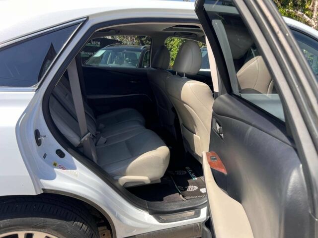 Білий Лексус РХ, об'ємом двигуна 3.5 л та пробігом 225 тис. км за 17300 $, фото 29 на Automoto.ua