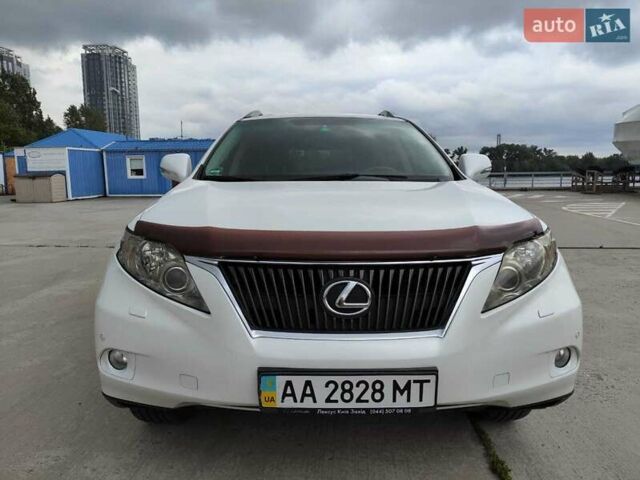 Белый Лексус РХ, объемом двигателя 3.46 л и пробегом 173 тыс. км за 19900 $, фото 1 на Automoto.ua