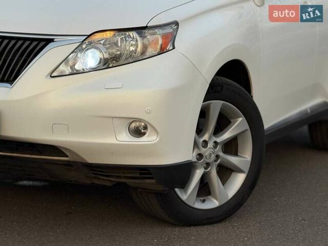Белый Лексус РХ, объемом двигателя 3.46 л и пробегом 240 тыс. км за 15800 $, фото 4 на Automoto.ua