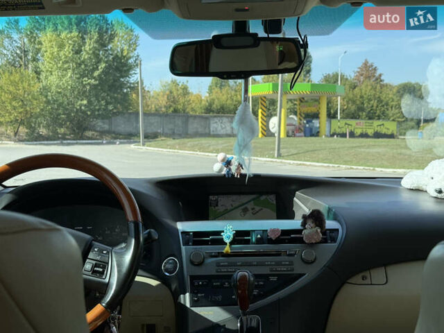 Лексус РХ 2010 у Харкові на Automoto.ua Білий Лексус РХ, об'ємом двигуна 3.46 л та пробігом 168 тис. км за 18500 $, фото 19 на Automoto.ua