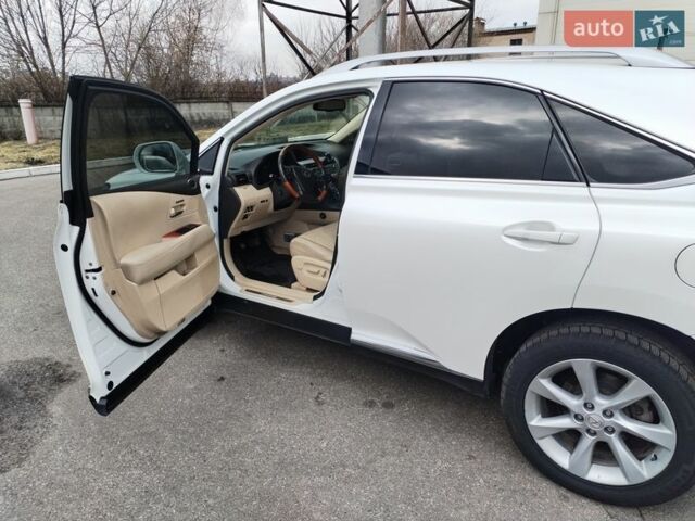 Белый Лексус РХ, объемом двигателя 3.46 л и пробегом 307 тыс. км за 14600 $, фото 17 на Automoto.ua