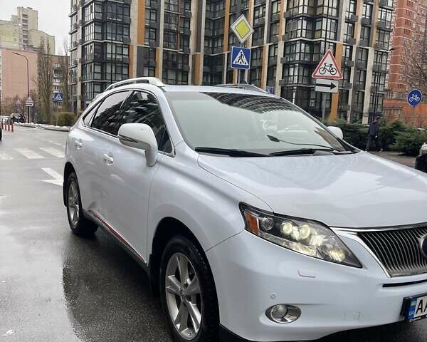 Белый Лексус РХ, объемом двигателя 3.46 л и пробегом 245 тыс. км за 19000 $, фото 1 на Automoto.ua
