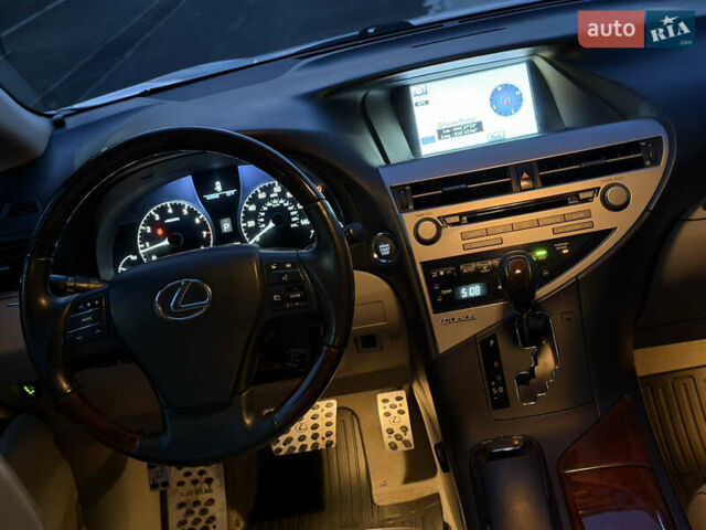 Белый Лексус РХ, объемом двигателя 3.46 л и пробегом 207 тыс. км за 16900 $, фото 34 на Automoto.ua