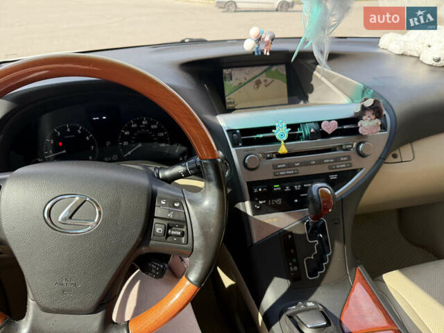 Лексус РХ 2010 у Харкові на Automoto.ua Білий Лексус РХ, об'ємом двигуна 3.46 л та пробігом 168 тис. км за 18500 $, фото 18 на Automoto.ua