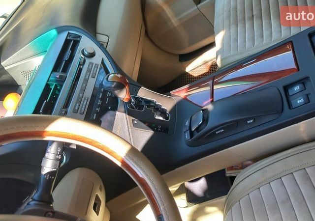 Білий Лексус РХ, об'ємом двигуна 3.5 л та пробігом 250 тис. км за 16500 $, фото 4 на Automoto.ua