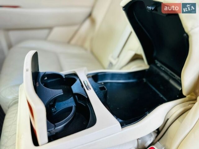 Белый Лексус РХ, объемом двигателя 3.46 л и пробегом 175 тыс. км за 15600 $, фото 85 на Automoto.ua