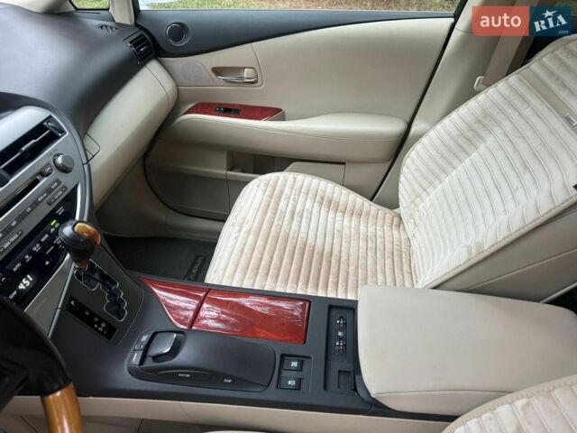Белый Лексус РХ, объемом двигателя 3.46 л и пробегом 161 тыс. км за 14500 $, фото 24 на Automoto.ua