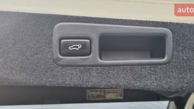 Білий Лексус РХ, об'ємом двигуна 3.46 л та пробігом 165 тис. км за 17600 $, фото 11 на Automoto.ua