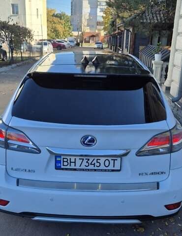 Лексус РХ 2010 в Одессе на Automoto.ua Белый Лексус РХ, объемом двигателя 3.46 л и пробегом 217 тыс. км за 23500 $, фото 45 на Automoto.ua