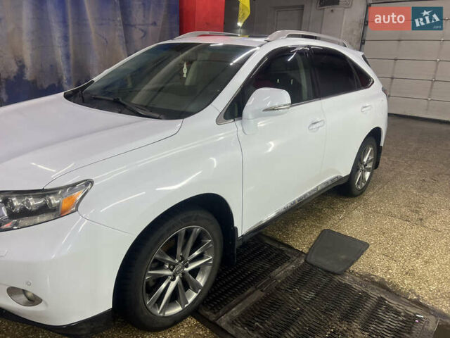 Белый Лексус РХ, объемом двигателя 3.46 л и пробегом 130 тыс. км за 18700 $, фото 8 на Automoto.ua