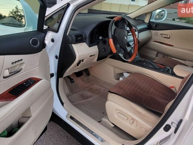 Білий Лексус РХ, об'ємом двигуна 3.46 л та пробігом 158 тис. км за 18000 $, фото 9 на Automoto.ua