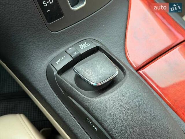 Белый Лексус РХ, объемом двигателя 3.46 л и пробегом 240 тыс. км за 15800 $, фото 114 на Automoto.ua