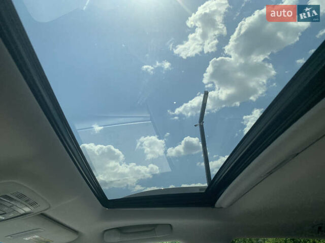 Белый Лексус РХ, объемом двигателя 3.5 л и пробегом 127 тыс. км за 18500 $, фото 35 на Automoto.ua