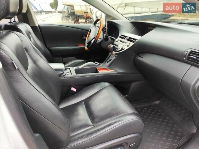 Белый Лексус РХ, объемом двигателя 3.46 л и пробегом 173 тыс. км за 19900 $, фото 8 на Automoto.ua